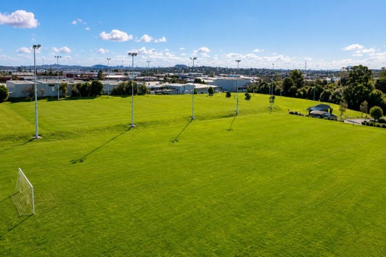 Photo of property in 98/7 Kelvin Hart Drive, East Tamaki, Auckland, 2013