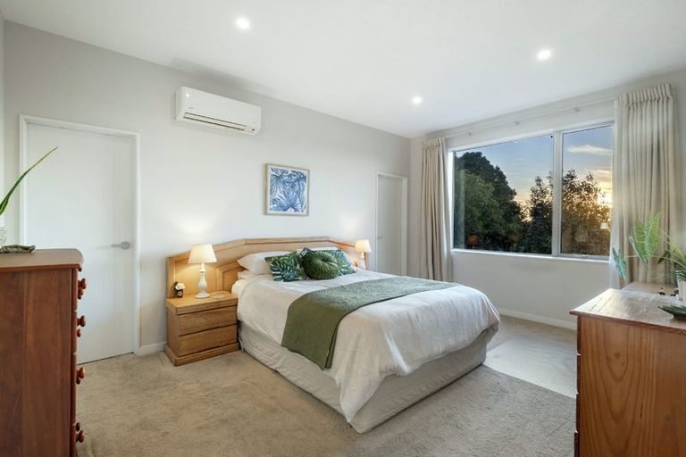 Photo of property in 7 Bridget Court, Red Beach, 0932