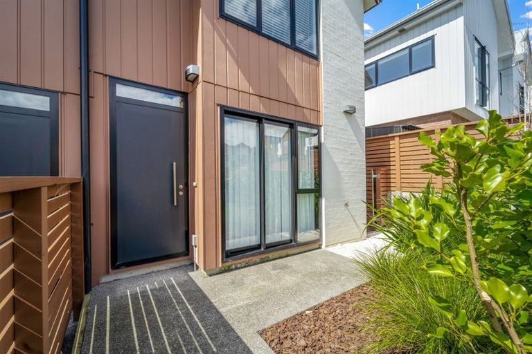Photo of property in 8 Orca Drive, Stanmore Bay, Whangaparaoa, 0932