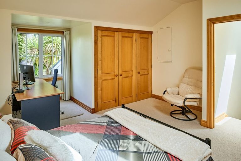 Photo of property in 137 Kings Crescent, Hutt Central, Lower Hutt, 5010