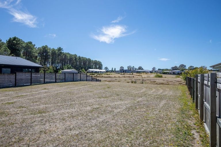 Photo of property in 12 Komahimahi Way, Motuoapa, 3382