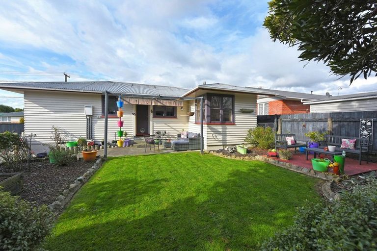 Photo of property in 41 Totara Park Road, Clouston Park, Upper Hutt, 5018