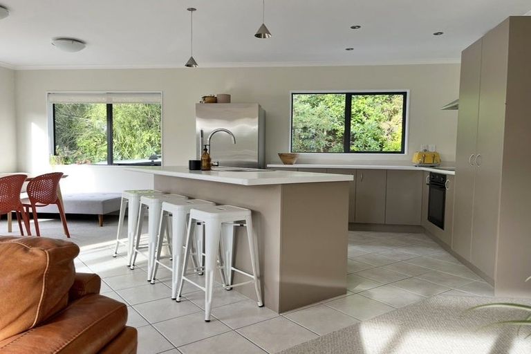 Photo of property in 7 Lowry Heights, Stokes Valley, Lower Hutt, 5019