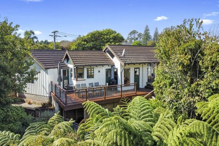 Photo of property in 35 Plympton Street, Brooklands, New Plymouth, 4310