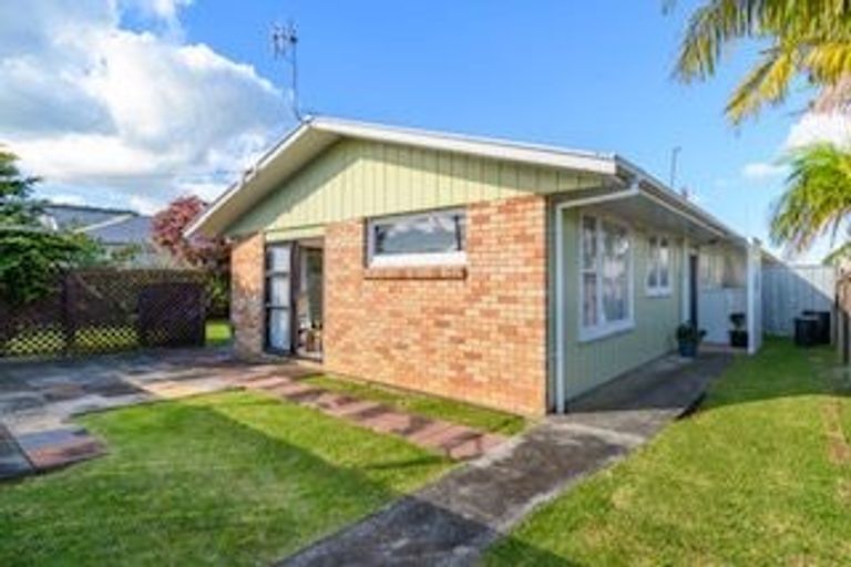 Photo of property in 106a Maxwells Road, Otumoetai, Tauranga, 3110