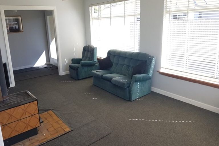 Photo of property in 37 Leeston And Lake Road, Leeston, 7632