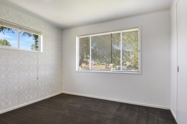 Photo of property in 40 Collie Drive, Pukehangi, Rotorua, 3015