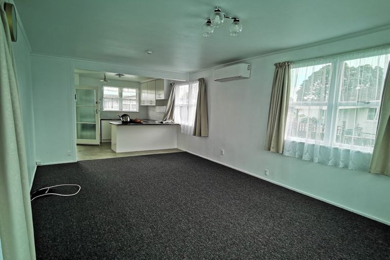 Photo of property in 4 Marybeth Place, Rosehill, Papakura, 2113