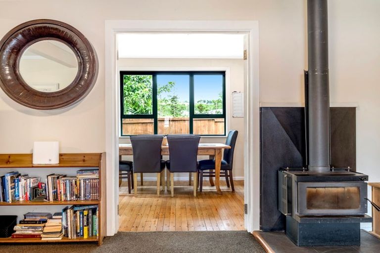 Photo of property in 114 Kairua Road, Kairua, Tauranga, 3175