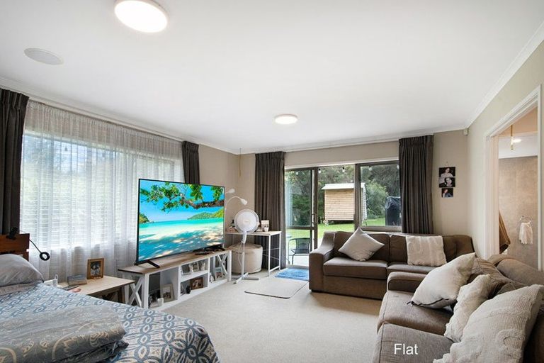 Photo of property in 64 Worsnop Way, Stillwater, Albany, 0794