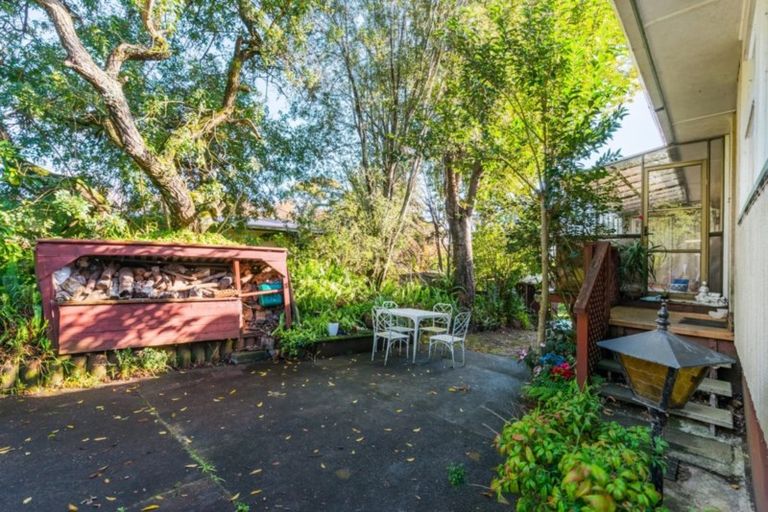 Photo of property in 29 Mawney Road, Henderson, Auckland, 0610