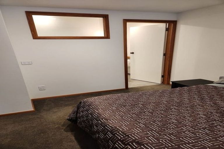 Photo of property in 34 Cannon Hill Crescent, Mount Pleasant, Christchurch, 8081