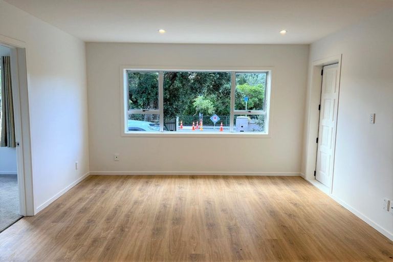 Photo of property in 65 Dundale Avenue, Blockhouse Bay, Auckland, 0600