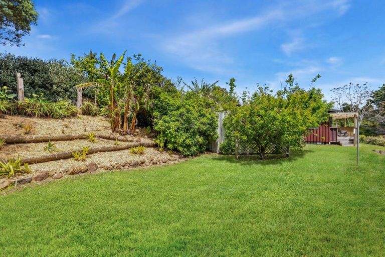 Photo of property in 32 Amokura Drive, Kerikeri, 0230