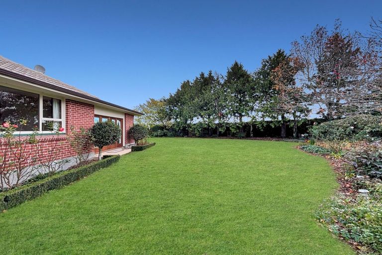 Photo of property in Selwyn Lake Road, Leeston, 7683