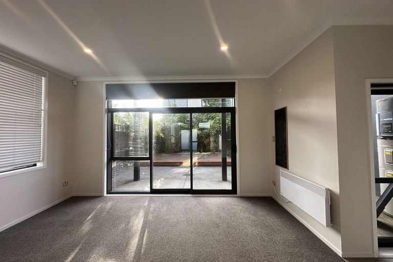 Photo of property in 168 Hobsonville Point Road, Hobsonville, Auckland, 0616