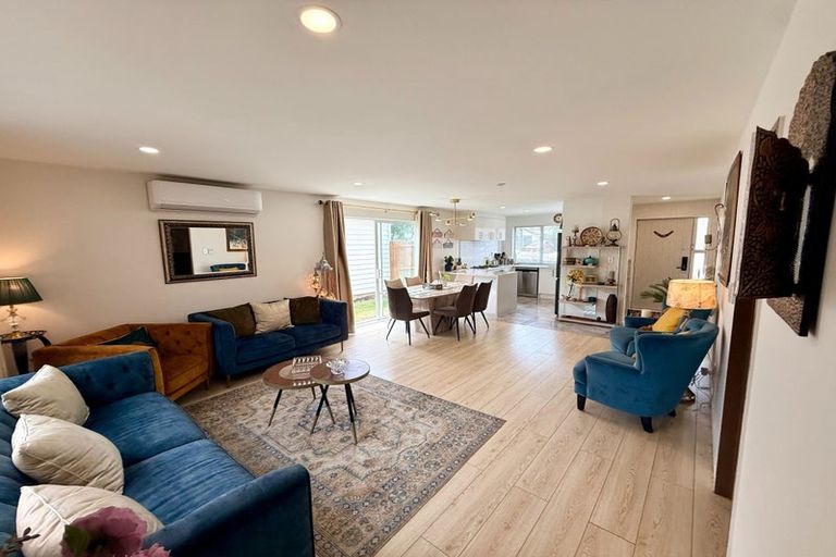 Photo of property in 9 Takahe Avenue, Takanini, 2112