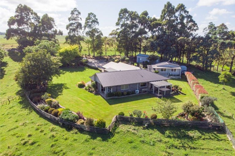 Photo of property in 286a Tipapakuku Road, Dannevirke, 4976