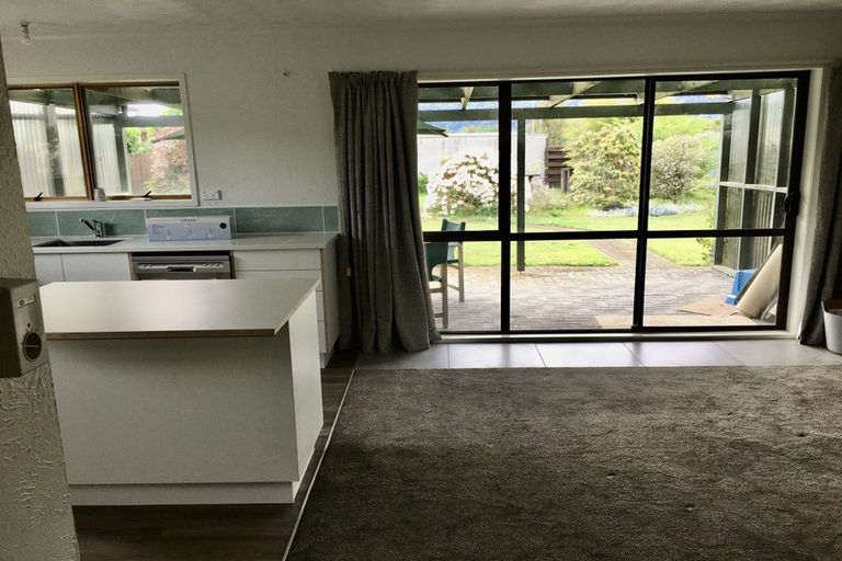Photo of property in 12b Carter Drive, Pomare, Rotorua, 3015