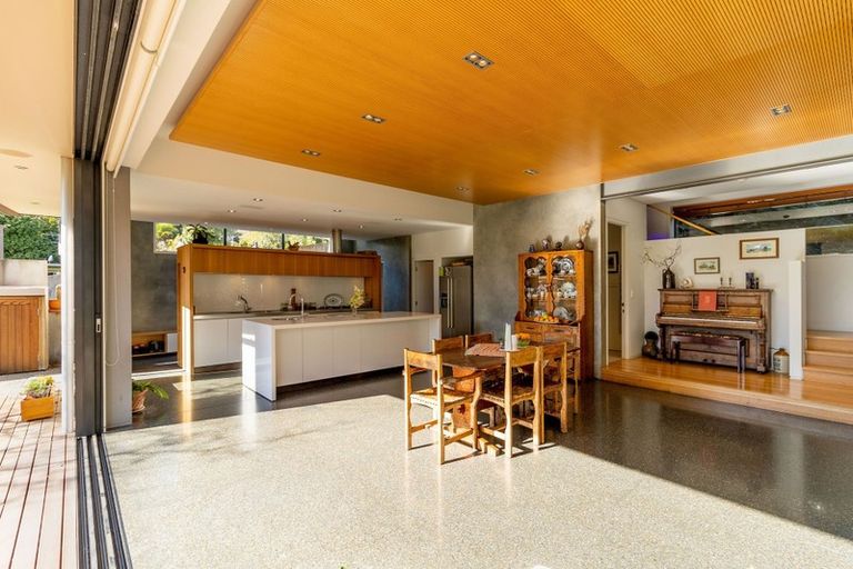 Photo of property in 27 Examiner Street, Nelson, 7010