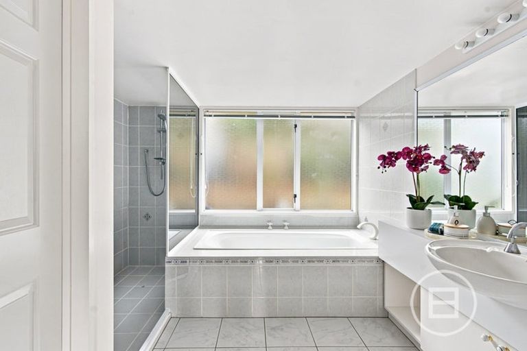 Photo of property in 1/17 Petworth Place, Westmorland, Christchurch, 8025