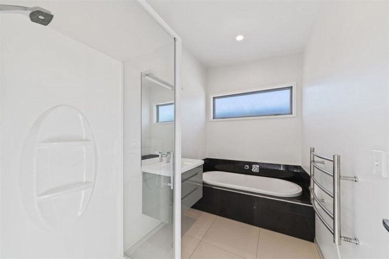 Photo of property in 148 Holly Road, St Albans, Christchurch, 8014