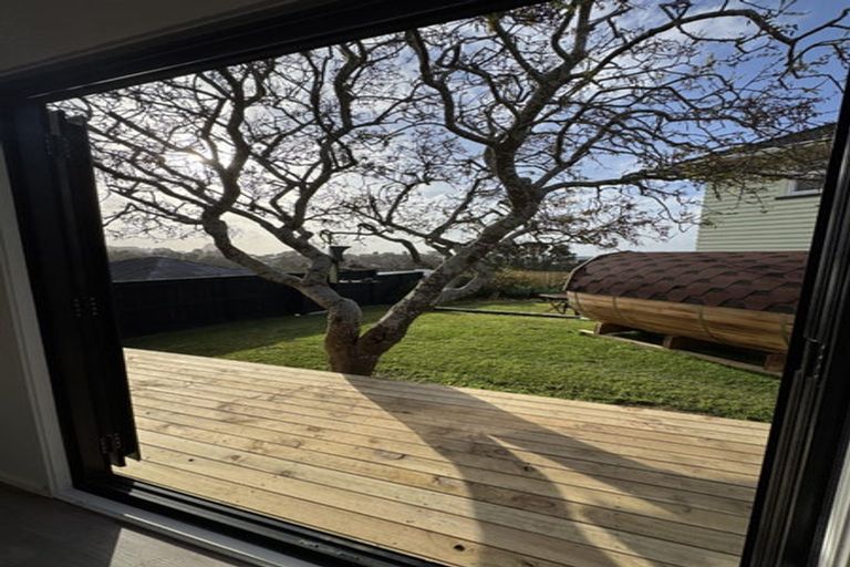 Photo of property in 195 Ngamotu Road, Spotswood, New Plymouth, 4310