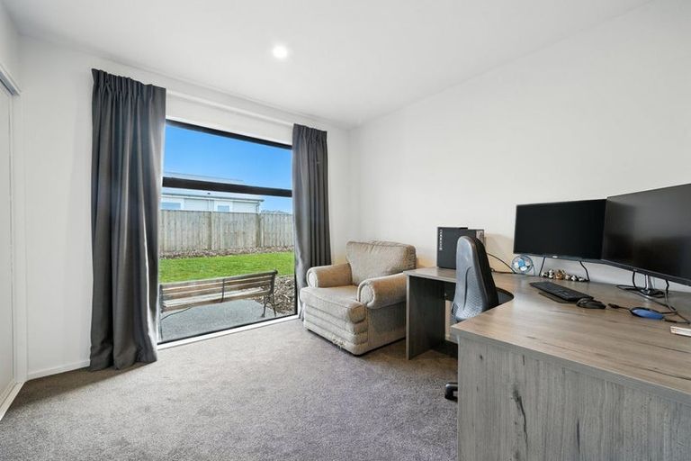 Photo of property in 29 Plover Avenue, Amberley, 7410