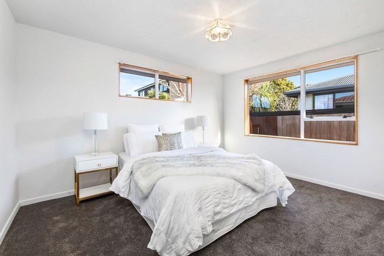 Photo of property in 12 Brixton Street, Islington, Christchurch, 8042