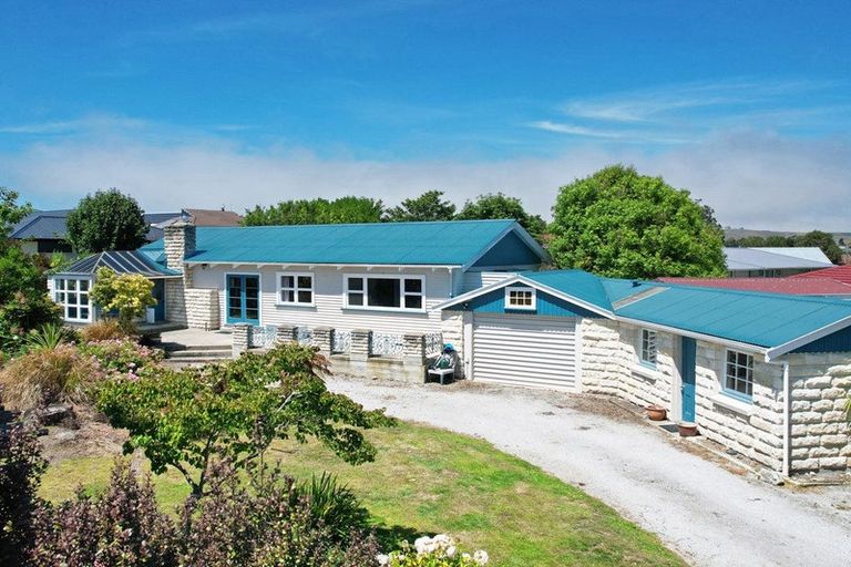 Photo of property in 14 Glendale Crescent, Holmes Hill, Oamaru, 9401