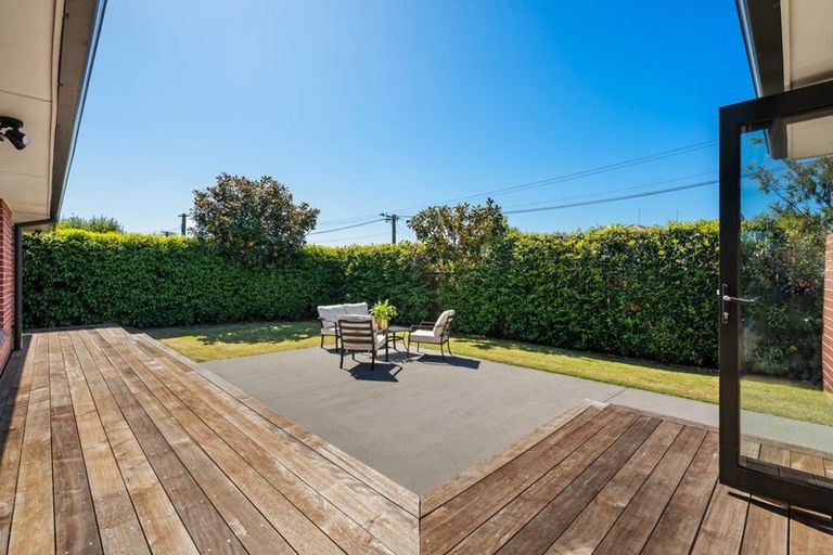 Photo of property in 11 Glenmore Avenue, Casebrook, Christchurch, 8051