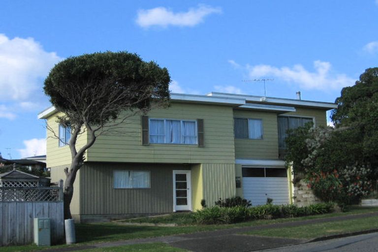 Photo of property in 9 Campion Road, Waikanae Beach, Waikanae, 5036
