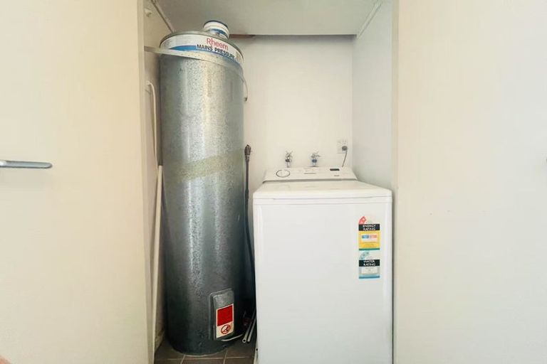 Photo of property in 564f Adelaide Road, Berhampore, Wellington, 6023