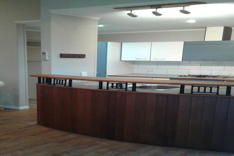 Photo of property in 64 Old Wairoa Road, Papakura, 2110