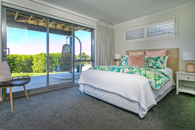 Photo of property in 18 Ross Place, Whiritoa, Whangamata, 3691