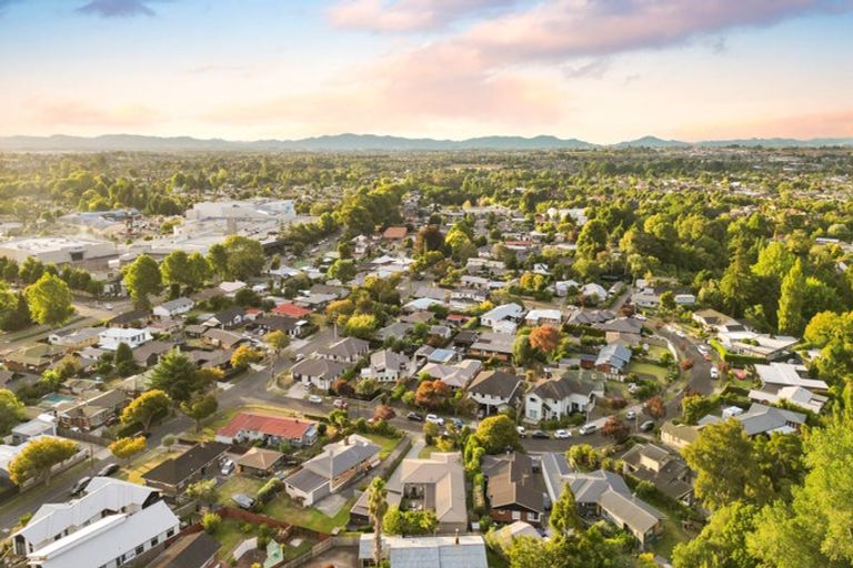 Photo of property in 6 Tudor Crescent, Chedworth, Hamilton, 3210