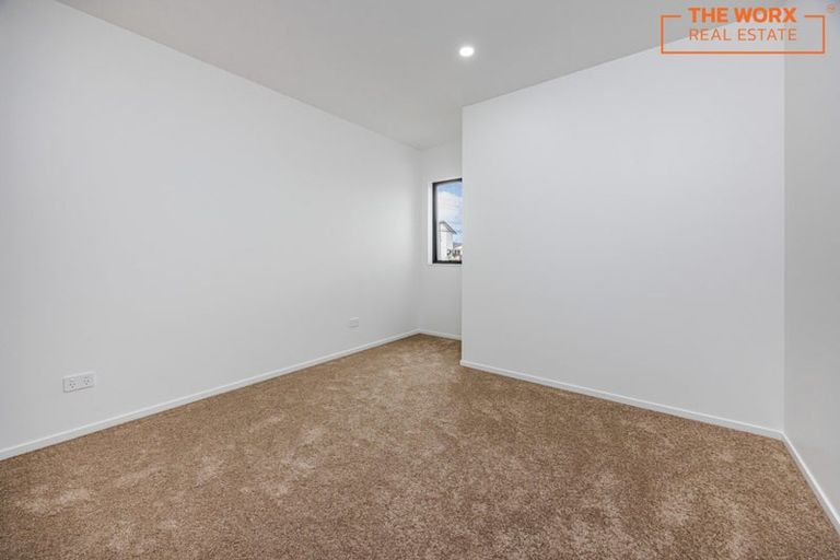 Photo of property in 56e Cyclamen Road, Mangere, Auckland, 2022