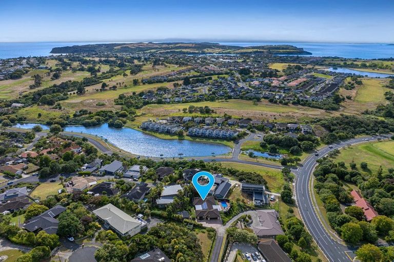 Photo of property in 8a Astrolabe Place, Gulf Harbour, Whangaparaoa, 0930