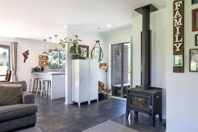 Photo of property in 18 Robertson Mill Place, Rai Valley, 7194