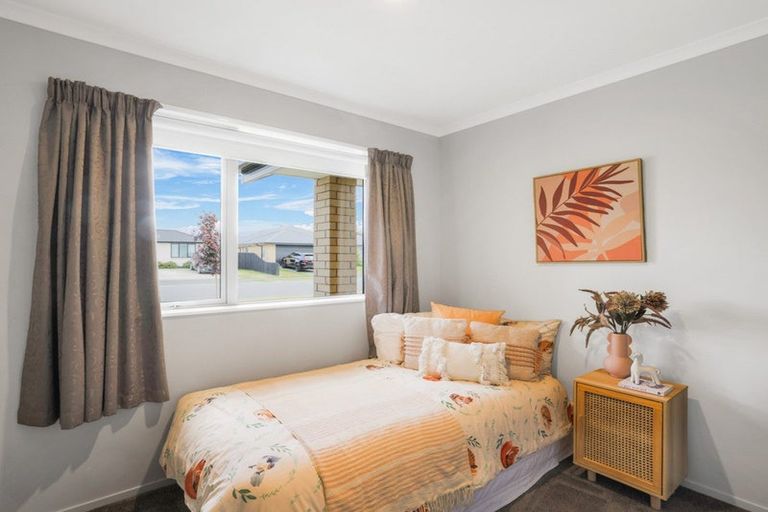 Photo of property in 17 Reuben Avenue, Rolleston, 7615