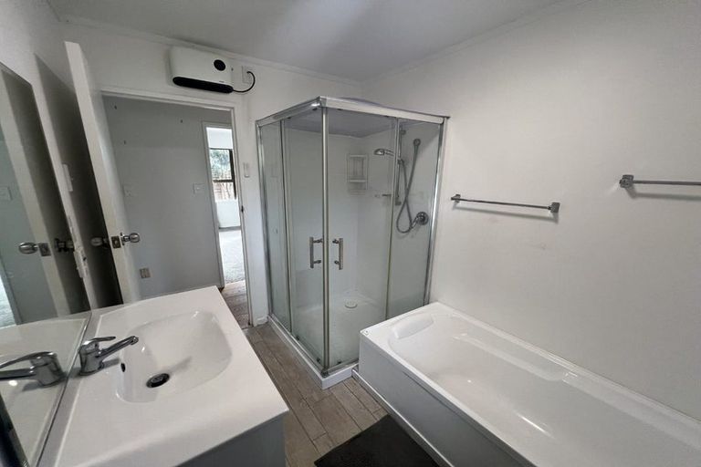 Photo of property in 11a Toi Street, Otaki Beach, Otaki, 5512