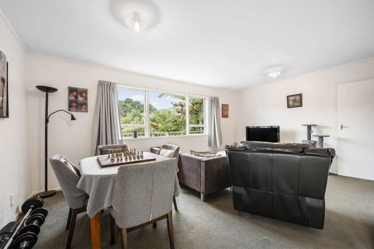 Photo of property in 4 Chancellor Way, Crofton Downs, Wellington, 6035