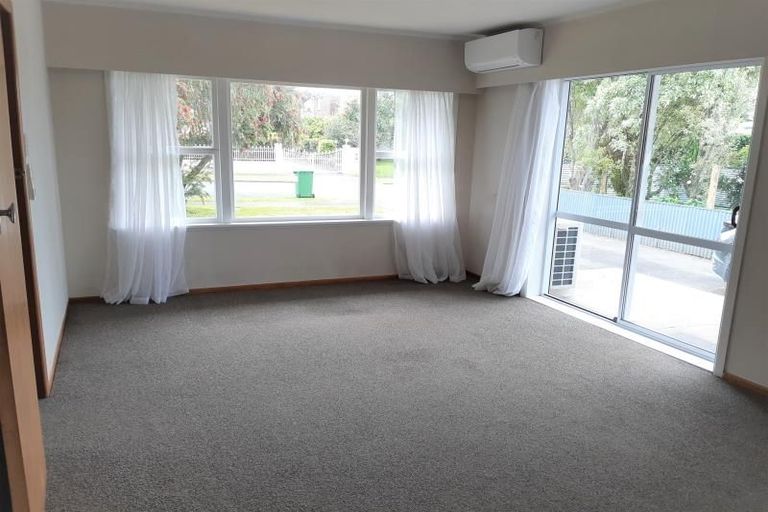 Photo of property in 20 Landscape Road, Pukekohe, 2120