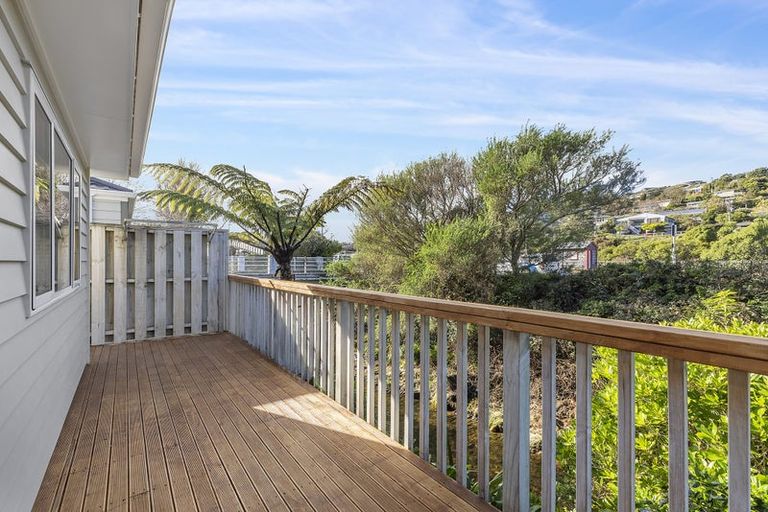 Photo of property in 4 Melville Street, Tawa, Wellington, 5028