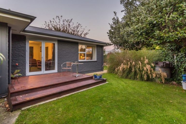 Photo of property in 15 Dunster Street, Burnside, Christchurch, 8053