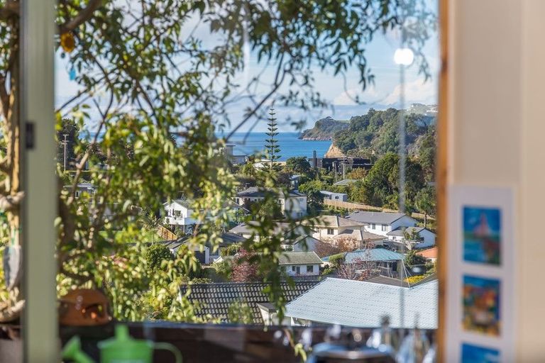 Photo of property in 5 Charlotte Street, Stanmore Bay, Whangaparaoa, 0932