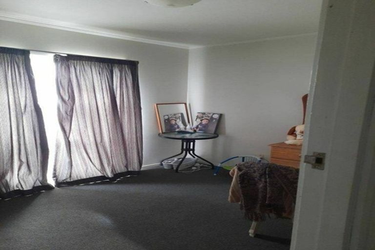 Photo of property in 5/9 South Street, Papakura, 2110