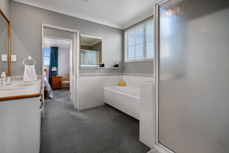 Photo of property in 6 Saint Andrews Drive, Bethlehem, Tauranga, 3110