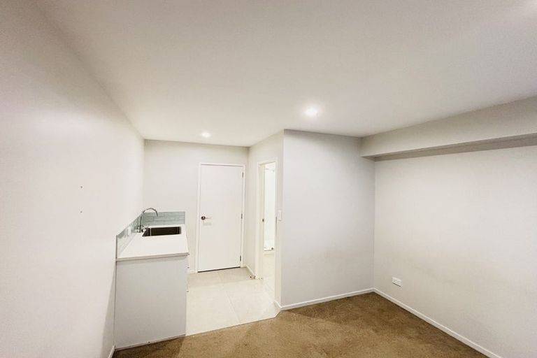 Photo of property in 50 Tima Lane, Mangere Bridge, Auckland, 2022