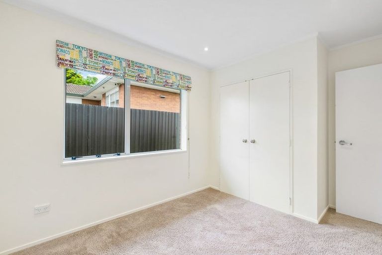 Photo of property in 2/10 Mangarata Avenue, Papatoetoe, Auckland, 2025